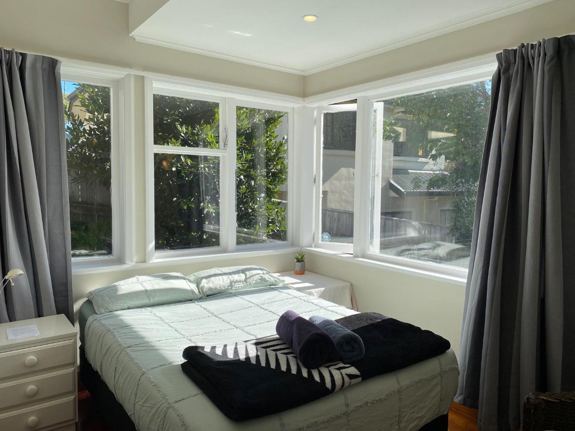 Wellington Double Bedroom Екстериор снимка